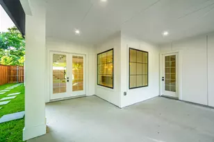 9034 Forest Hills Blvd, Dallas, TX 75218 - Photo 34