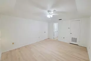 205 McCarley Pl, McKinney, TX 75071 - Photo 14