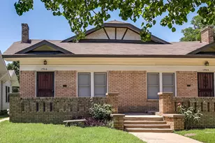 1906 Clover Ln, Fort Worth, TX 76107 - Photo 1