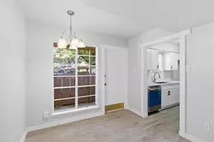 10574 High Hollows Dr, Dallas, TX 75230 - Photo 14
