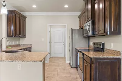 508 Landry Court, Granbury, TX 76049 - Photo 14