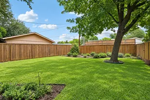 12518 High Meadow Dr, Dallas, TX 75244 - Photo 2
