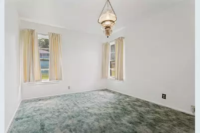 422 W Daugherty Drive, Garland, TX 75041 - Photo 14
