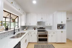 3766 Kris St, North Richland Hills, TX 76180 - Photo 8