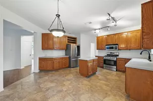 916 Sugarberry Ln, Flower Mound, TX 75028 - Photo 6