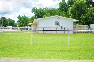 501 N 10th St, San Saba, TX 76877 - Photo 6