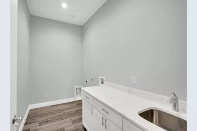 702 Chester Court, Ennis, TX 75119 - Photo 20