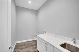 702 Chester Ct, Ennis, TX 75119 - Photo 20