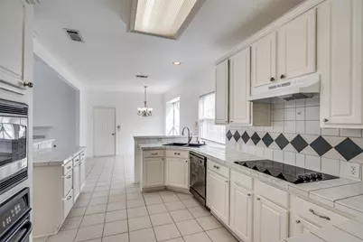 2213 Ravenhurst Drive, Plano, TX 75025 - Photo 6