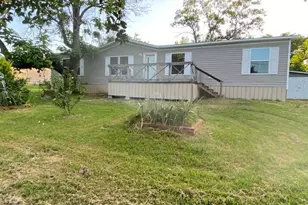 111 Pine St, Ravenna, TX 75476 - Photo 1