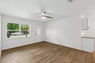 747 High School Dr, Seagoville, TX 75159 - Photo 10