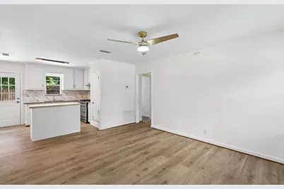 747 High School Drive, Seagoville, TX 75159 - Photo 8