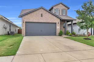 1709 Cecil Crst Ln, Forney, TX 75126 - Photo 2