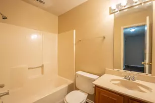 831 Ash Grove Ln, DeSoto, TX 75115 - Photo 6