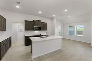 2609 River Bank Dr, Burleson, TX 76028 - Photo 4