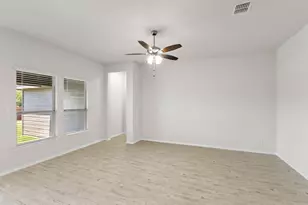 2609 River Bank Dr, Burleson, TX 76028 - Photo 18