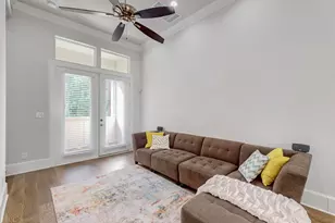 638 Dalton Ln, Irving, TX 75039 - Photo 10