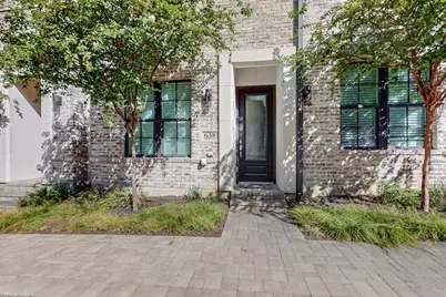 638 Dalton Lane #802, Irving, TX 75039 - Photo 6