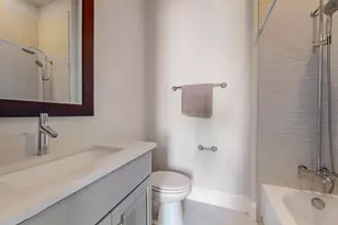 638 Dalton Ln, Irving, TX 75039 - Photo 12
