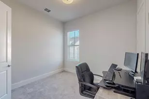 638 Dalton Ln, Irving, TX 75039 - Photo 22