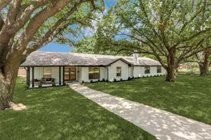 12151 Crestline Ave, Dallas, TX 75244 - Photo 2