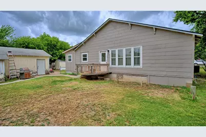 301 Spring Street, Forestburg, TX 76239 - Photo 20