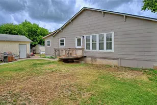 301 Spring St, Forestburg, TX 76239 - Photo 20