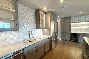 3401 Lee Pkwy, Dallas, TX 75219 - Photo 4