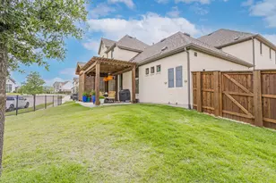 14437 Greymoore Cir, Fort Worth, TX 76008 - Photo 34