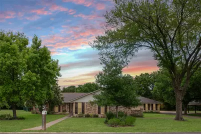 107 Oak Creek Lane, Ovilla, TX 75154 - Photo 1