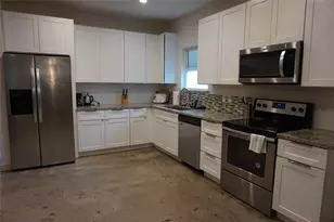 2811 Morning Ave, Dallas, TX 75210 - Photo 2