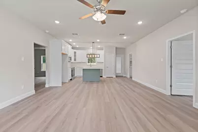 702 Scudder Street, Cleburne, TX 76033 - Photo 8