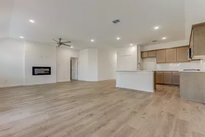 4908 Pebblewood Drive, Princeton, TX 75071 - Photo 12