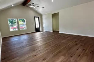 3616 Hubby Ave, Waco, TX 76710 - Photo 4