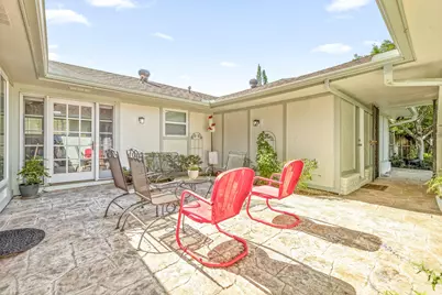 9519 Robin Meadow Drive, Dallas, TX 75243 - Photo 24