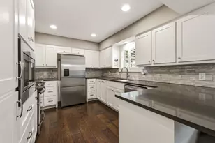 9519 Robin Meadow Dr, Dallas, TX 75243 - Photo 8