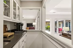9519 Robin Meadow Dr, Dallas, TX 75243 - Photo 12
