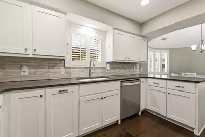 9519 Robin Meadow Drive, Dallas, TX 75243 - Photo 10