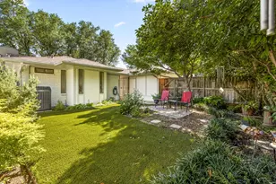 9519 Robin Meadow Dr, Dallas, TX 75243 - Photo 24