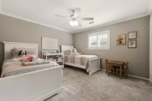9519 Robin Meadow Dr, Dallas, TX 75243 - Photo 22