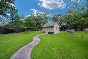 109 Castlewood Rd, Enchanted Oaks, TX 75156 - Photo 26