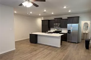 2025 Buffalo Hill Dr, Mesquite, TX 75149 - Photo 2