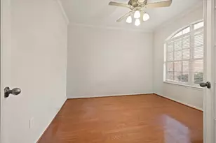 6705 Glade Dr, Arlington, TX 76001 - Photo 30