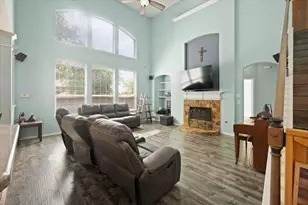 6705 Glade Dr, Arlington, TX 76001 - Photo 12