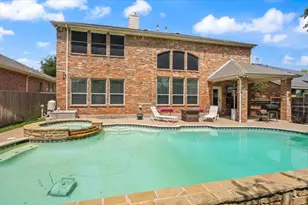 6705 Glade Dr, Arlington, TX 76001 - Photo 2