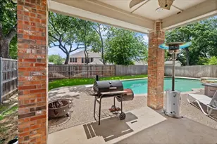 6705 Glade Dr, Arlington, TX 76001 - Photo 16