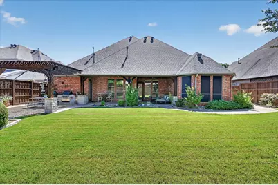 8009 Long Trail Drive, North Richland Hills, TX 76182 - Photo 32