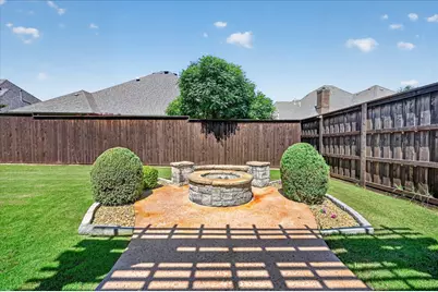 8009 Long Trail Drive, North Richland Hills, TX 76182 - Photo 30