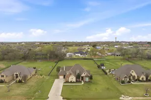 132 Silver Rose Blvd, Burleson, TX 76028 - Photo 34