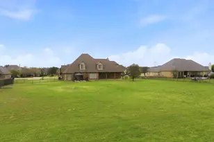 132 Silver Rose Blvd, Burleson, TX 76028 - Photo 30